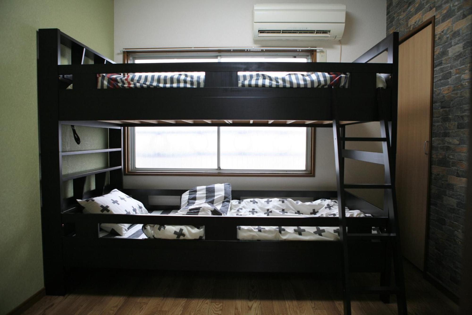 Maru House Hotel Osaka Bagian luar foto