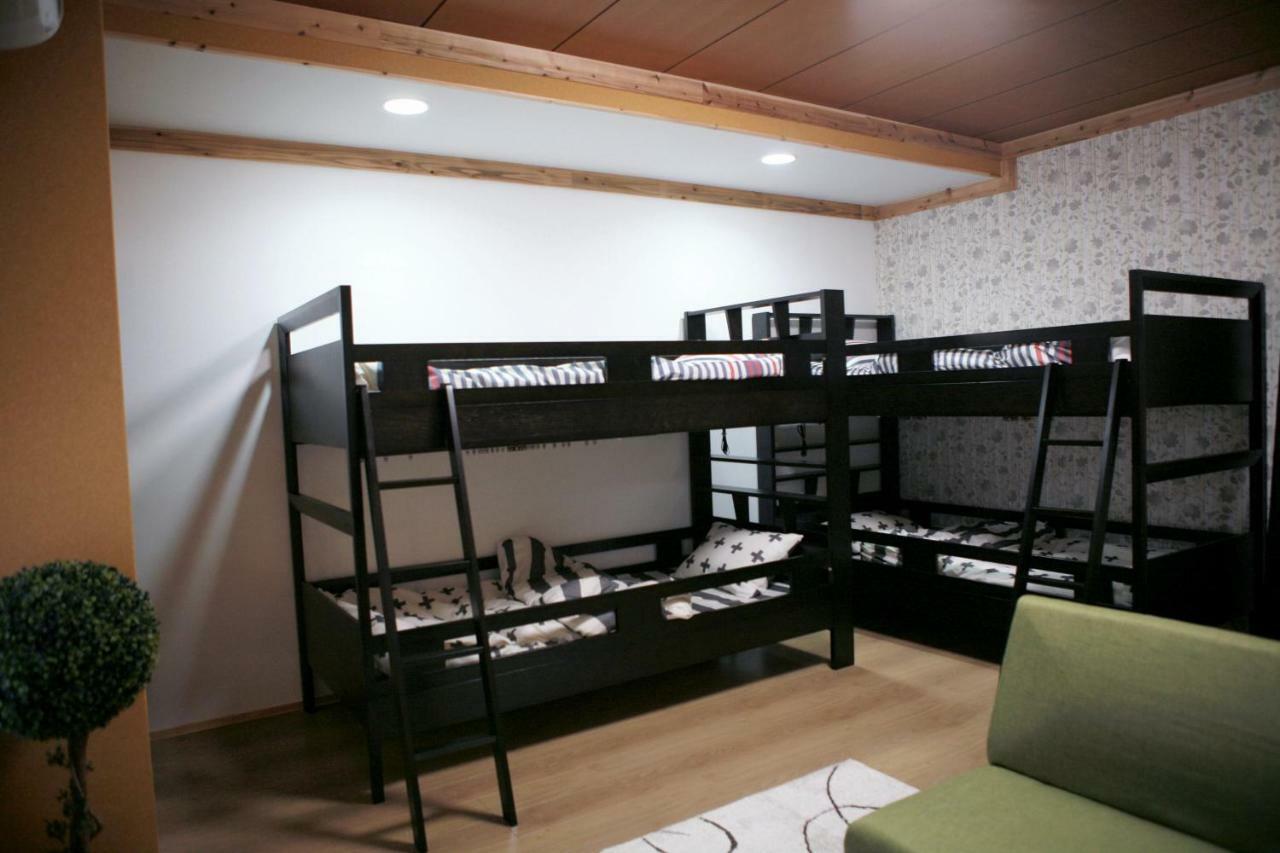 Maru House Hotel Osaka Bagian luar foto